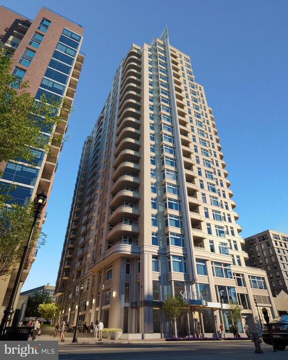 4924 St Elmo Ave in Bethesda, MD - Foto de edificio