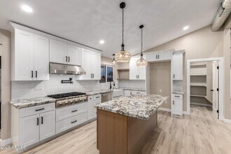 2330 US-93 in Wickenburg, AZ - Building Photo - Building Photo