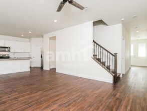 10051 Potomac St in Commerce City, CO - Foto de edificio - Building Photo