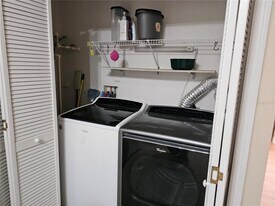 8815 Grand Palms Cir in Kissimmee, FL - Building Photo