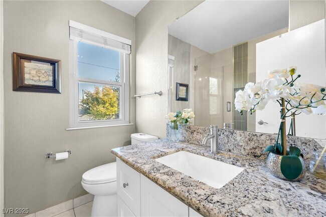 2100 Westlund Dr in Las Vegas, NV - Building Photo - Building Photo