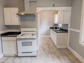 45 Favre St, Unit 45 Favre St #2 in Boston, MA - Foto de edificio - Building Photo