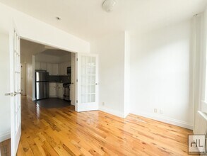 294 Harman St in Brooklyn, NY - Building Photo - Building Photo