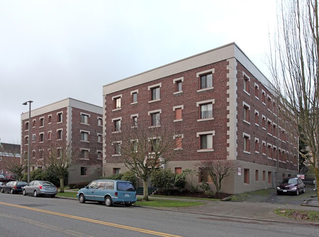 Florence Apartments in Tacoma, WA - Building Photo - Building Photo