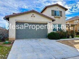 12425 Deborah Pl in Victorville, CA - Building Photo