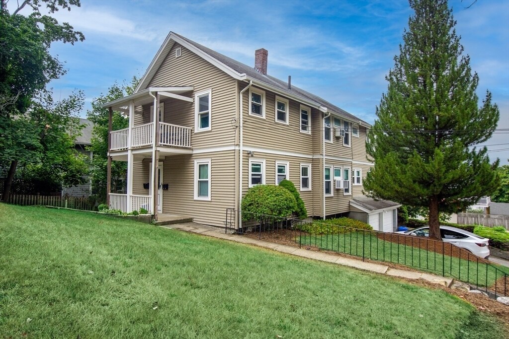 359 Washington St in Winchester, MA - Building Photo