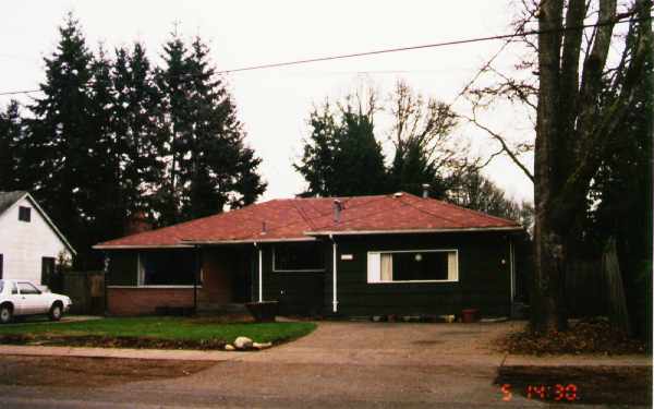 14417 Portland Ave SW in Lakewood, WA - Building Photo