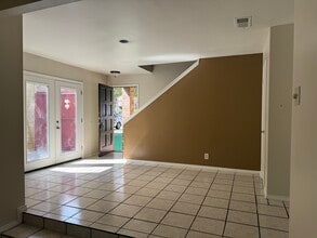 9314 Whisper Pt in San Antonio, TX - Building Photo - Building Photo