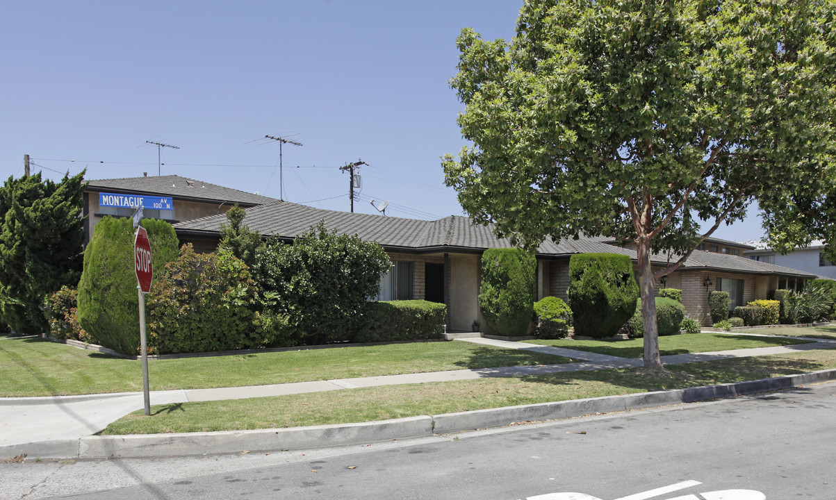 101-107 N Montague Ave in Fullerton, CA - Building Photo