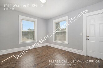1011 Watson St SW in Grand Rapids, MI - Building Photo - Building Photo