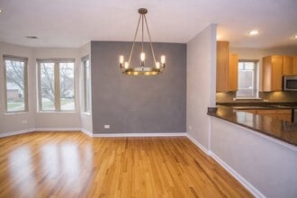 8900 31st St in Brookfield, IL - Building Photo - Building Photo