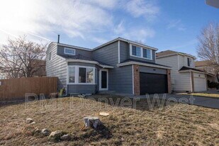 17990 E Brown Pl in Aurora, CO - Building Photo