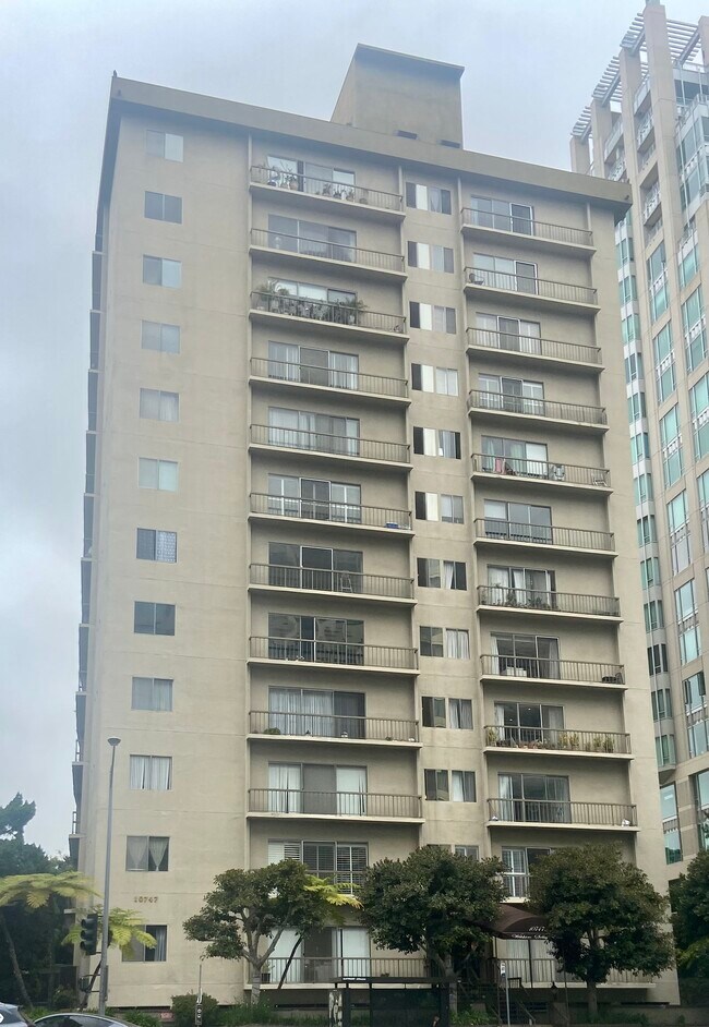 10747 Wilshire Blvd Rentals in Los Angeles, CA