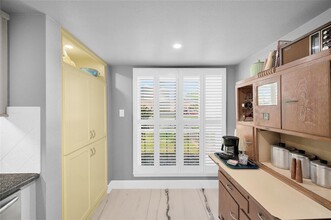 14703 Barryknoll Ln in Houston, TX - Building Photo - Building Photo