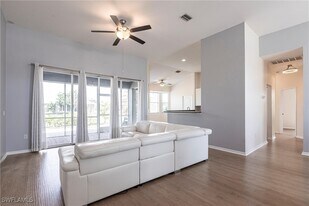 7306 Powder Puff in Punta Gorda, FL - Building Photo