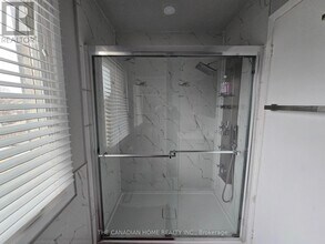 12 Norma Crescent in Brampton, ON - Building Photo - Building Photo