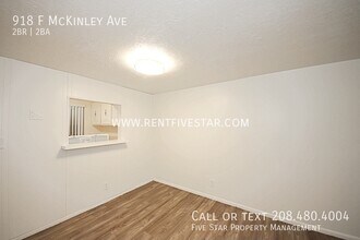 918 McKinley Ave in Pocatello, ID - Foto de edificio - Building Photo