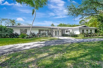 6430 SW 126th Street Rd in Pinecrest, FL - Building Photo - Building Photo