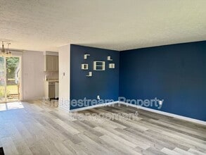 1381 Firethorne Dr in Mason, OH - Building Photo - Building Photo