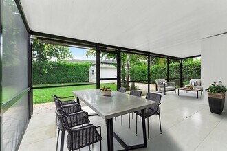 5015 S Olive Ave in West Palm Beach, FL - Building Photo - Building Photo
