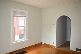 142 S Marquette St, Unit 1 in Madison, WI - Building Photo - Building Photo