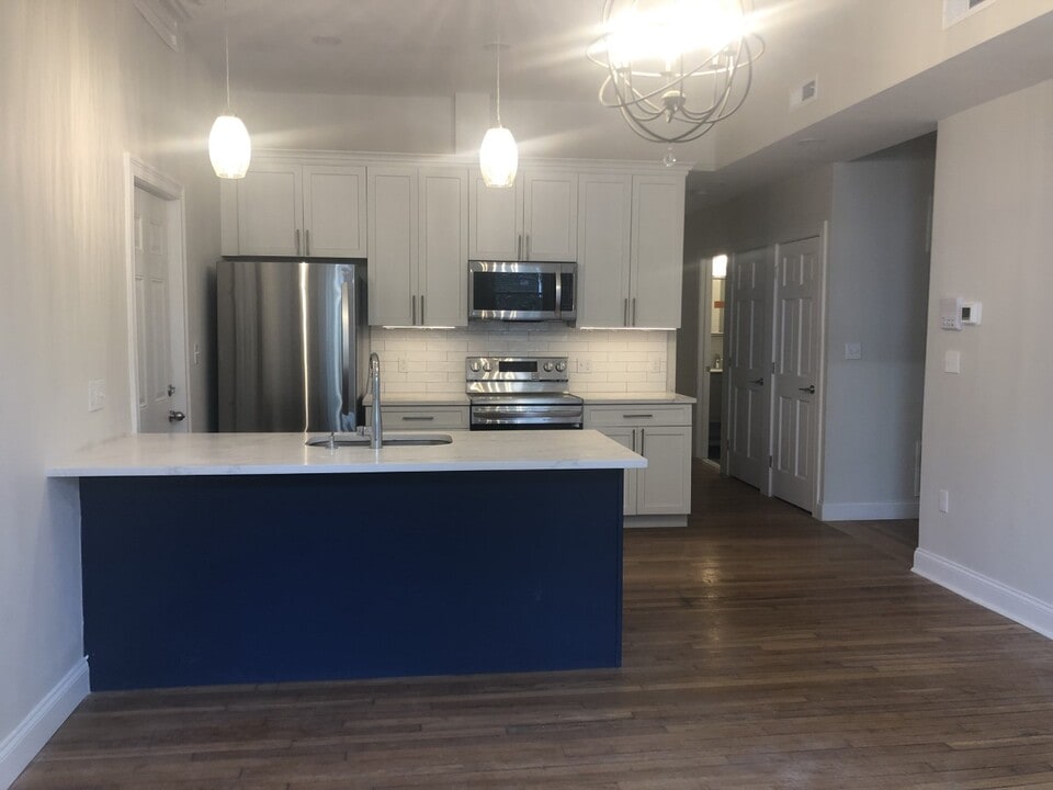 7 Ashford St, Unit 1 in Boston, MA - Foto de edificio