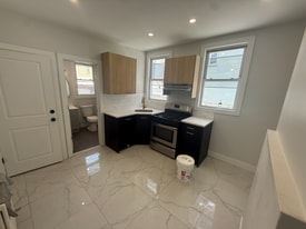 575 13th Ave, Unit 1 in Newark, NJ - Building Photo