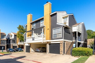 Ridgmar Townhomes in Fort Worth, TX - Building Photo - Building Photo