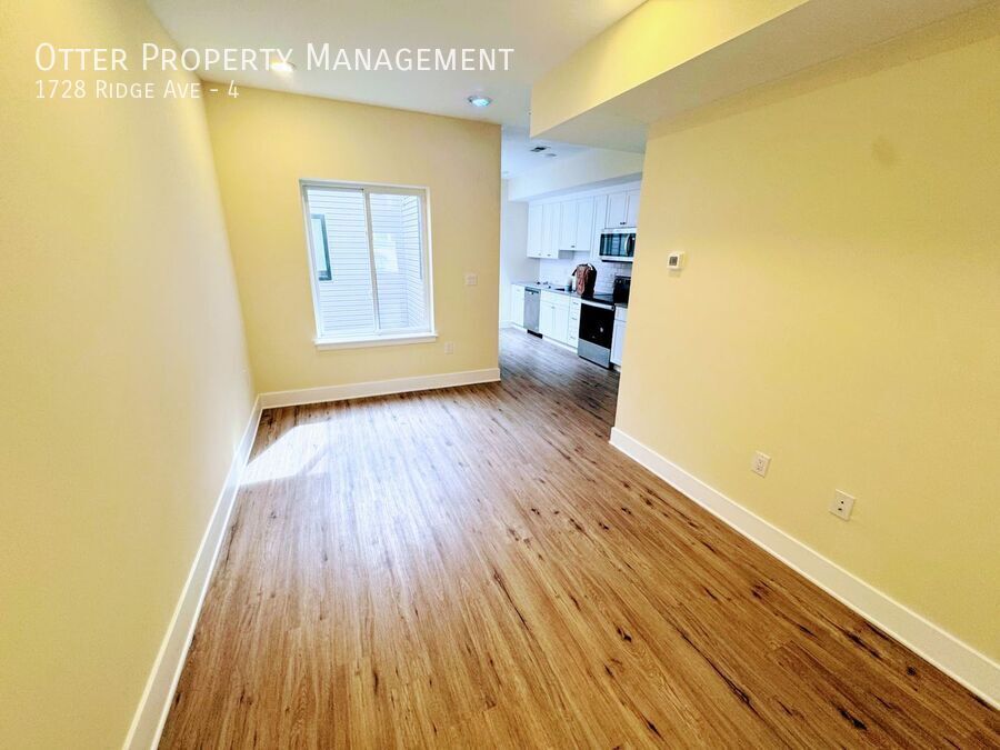 1728 Ridge Ave in Philadelphia, PA - Building Photo