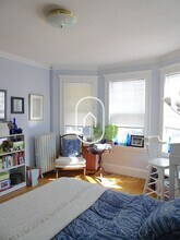 156 Russett Rd, Unit a in Boston, MA - Building Photo - Building Photo