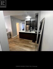 269-269 Georgian Dr in Oakville, ON - Building Photo - Building Photo