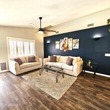 4317 E Rowel Rd in Phoenix, AZ - Building Photo - Building Photo