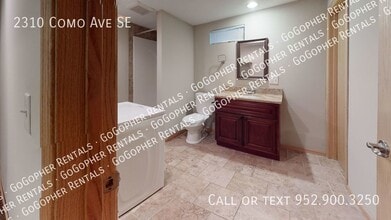 2310 Como Ave SE in Minneapolis, MN - Building Photo - Building Photo