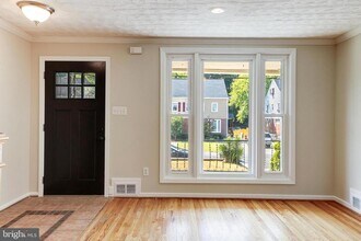 2308 Mary Baldwin Dr in Alexandria, VA - Building Photo - Building Photo