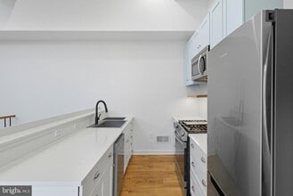 3531 Claremont St in Baltimore, MD - Foto de edificio - Building Photo