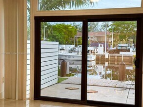 3768 NE 167th St in North Miami Beach, FL - Building Photo - Building Photo