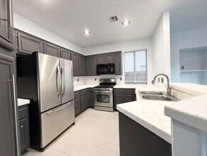 9629 Bending River Ave in Las Vegas, NV - Building Photo - Building Photo