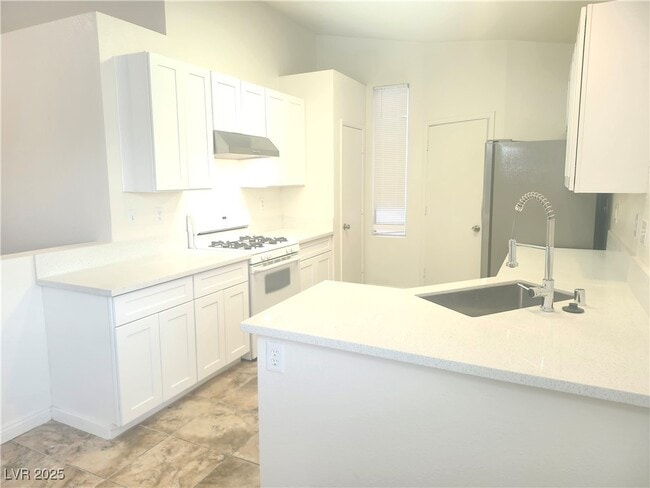 216 Breezy Shore Ave