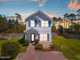 308 Madison Circle in Panama City Beach, FL - Building Photo