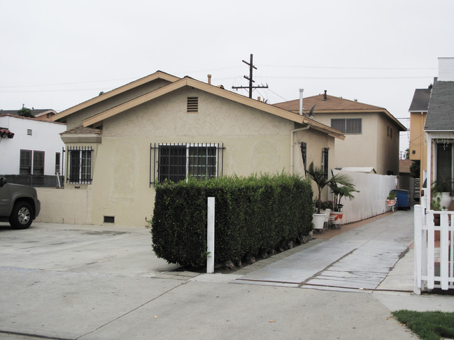 6315 Newell St in Huntington Park, CA - Building Photo - Building Photo