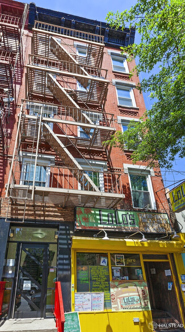 303 W 116th St in New York, NY - Building Photo - Building Photo