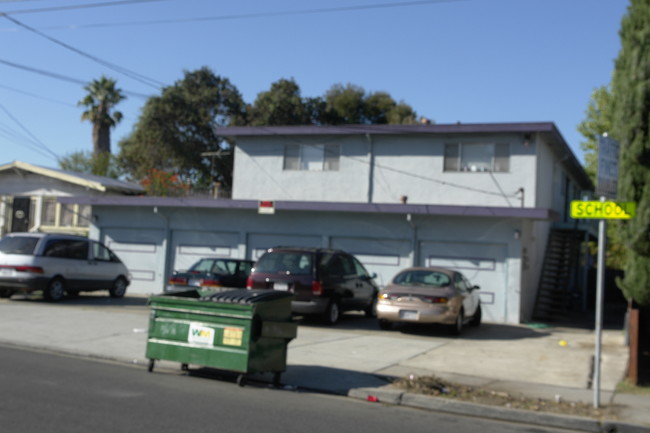 25705 Whitman St in Hayward, CA - Building Photo - Building Photo