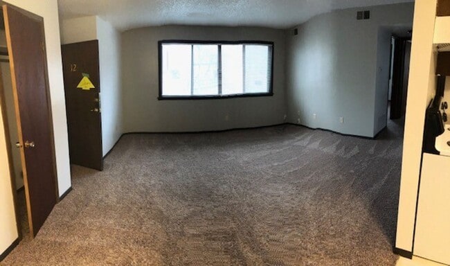 1106-1110 Kent Circle