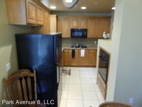 27 E Agate Ave in Las Vegas, NV - Building Photo - Building Photo