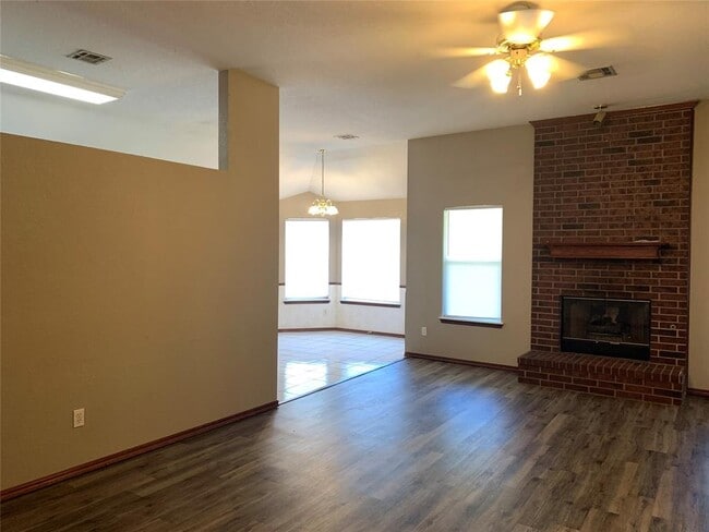 2909 Sandstone Dr in Norman, OK - Building Photo - Building Photo