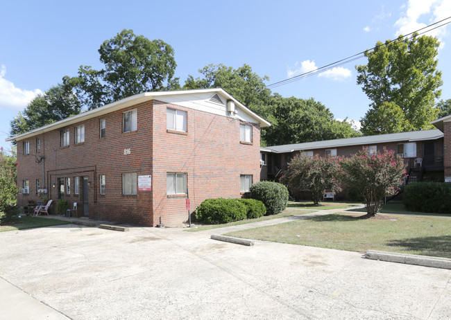 The Pines Apartments in Columbus, GA - Building Photo - Building Photo