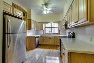 1348-1350 E Hyde Park Blvd in Chicago, IL - Building Photo - Building Photo