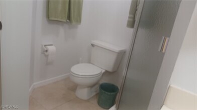 716 Landover Cir in Naples, FL - Building Photo - Building Photo