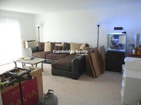 42 Belmont St in Somerville, MA - Building Photo