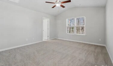 2129 Clapham Ct in Charlotte, NC - Foto de edificio - Building Photo
